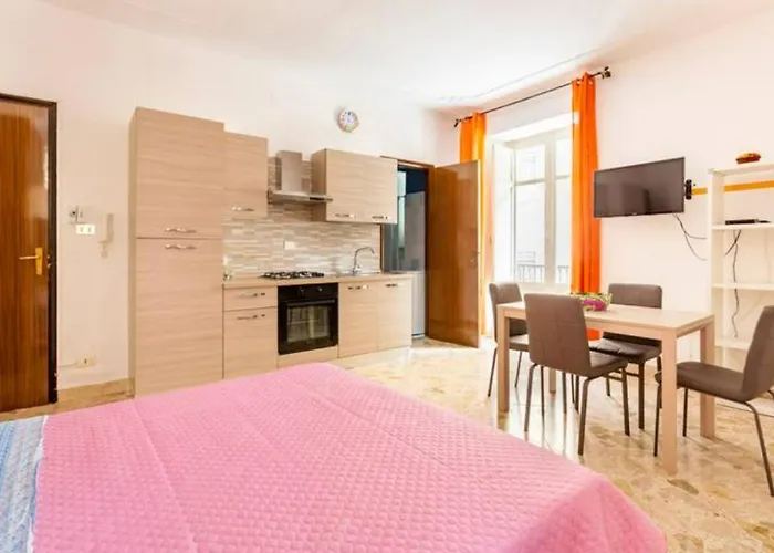 بيت ضيافة Casa Antonella 3*