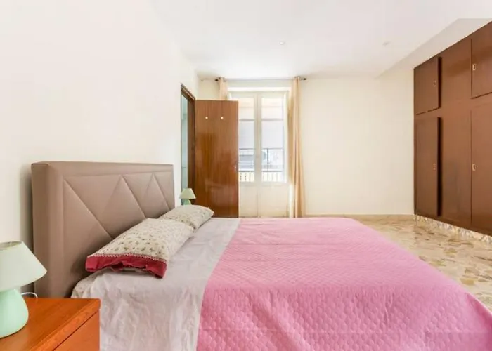 Casa Antonella بيت ضيافة تْرابْيا